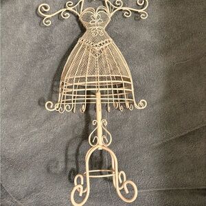 Elegant Cream Wire Dress Form Jewelry Organizer